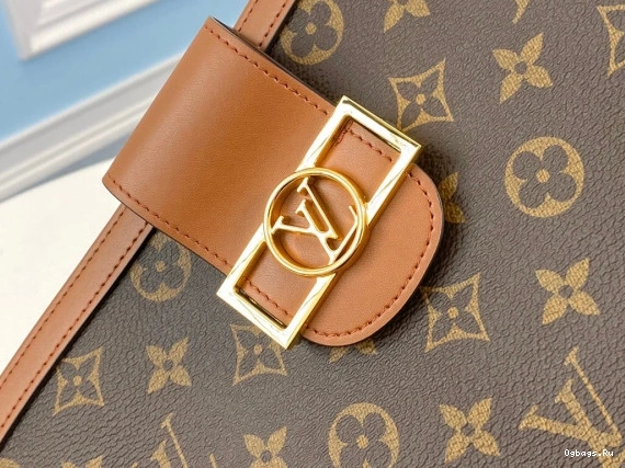 VUITTON LOUIS CHANELUTCH 0108